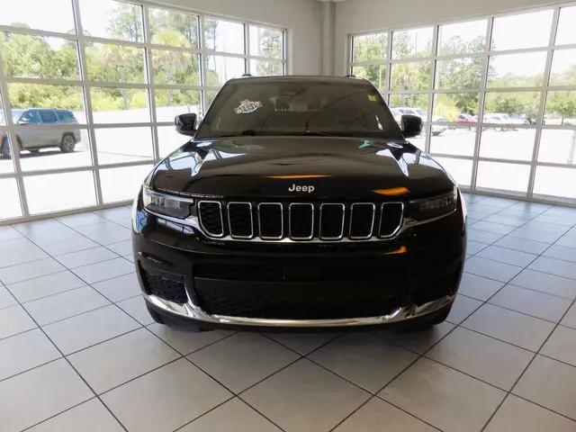 2025 Jeep Grand Cherokee L Laredo X 4x2