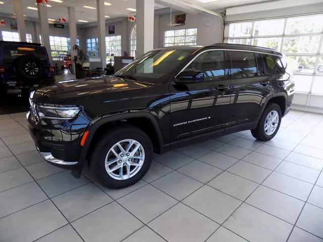2025 Jeep Grand Cherokee L Laredo X 4x2