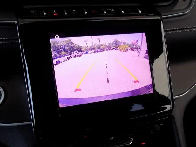 2025 Jeep Grand Cherokee L Laredo X 4x2
