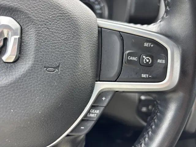 2023 Ram 1500 Big Horn Crew Cab 4x4 5'7" Box