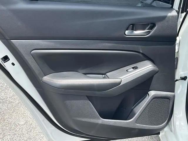 2022 Nissan Altima SR FWD