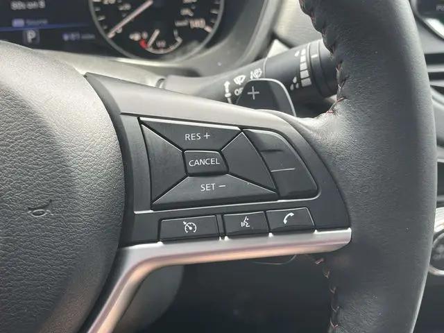 2022 Nissan Altima SR FWD