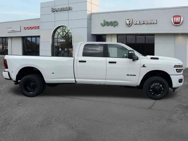 2026 Ram 3500 Big Horn Crew Cab 4x4 8' Box