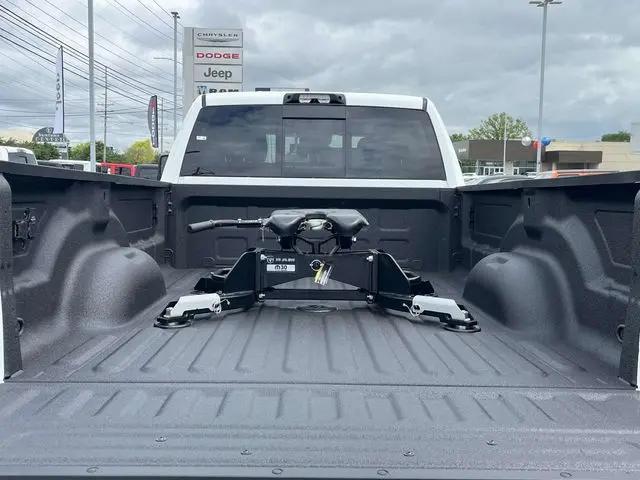 2026 Ram 3500 Big Horn Crew Cab 4x4 8' Box
