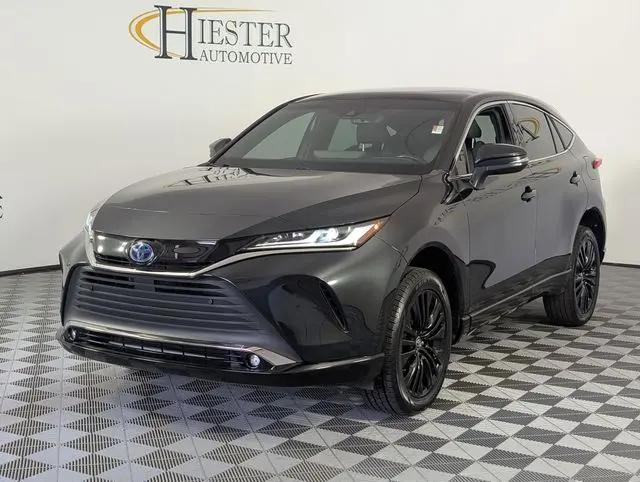 2024 Toyota Venza LE