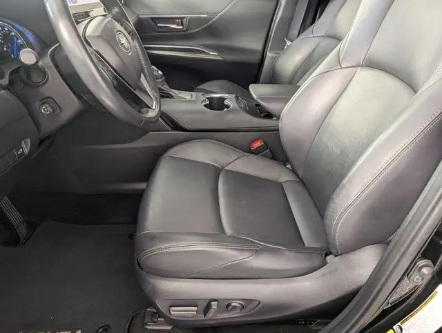 2024 Toyota Venza LE