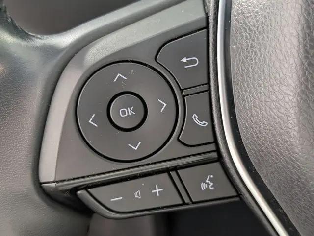 2024 Toyota Venza LE