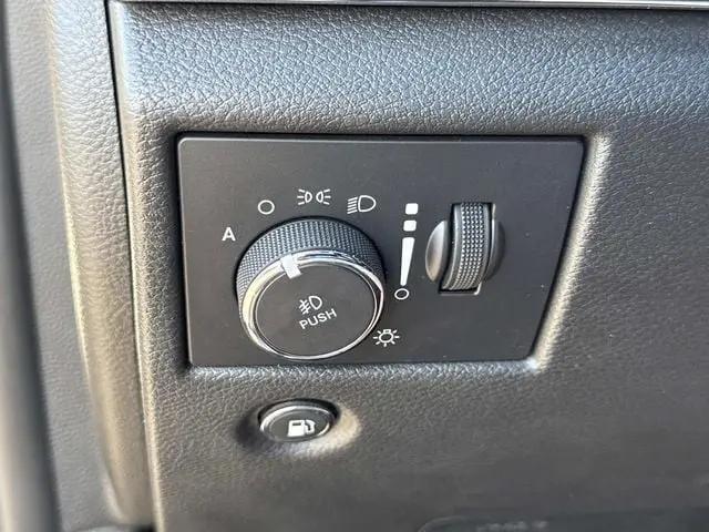 2021 Jeep Grand Cherokee Limited 4x2