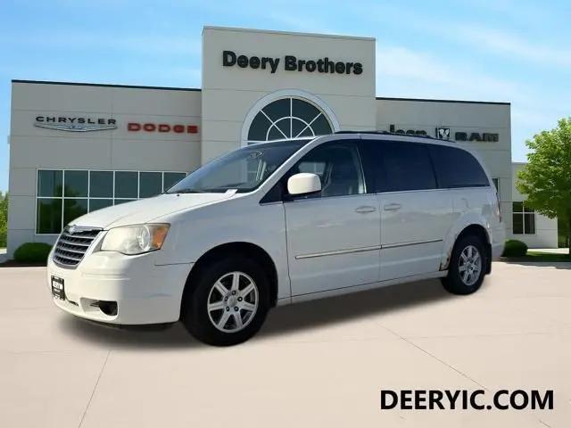 2010 Chrysler Town & Country Touring