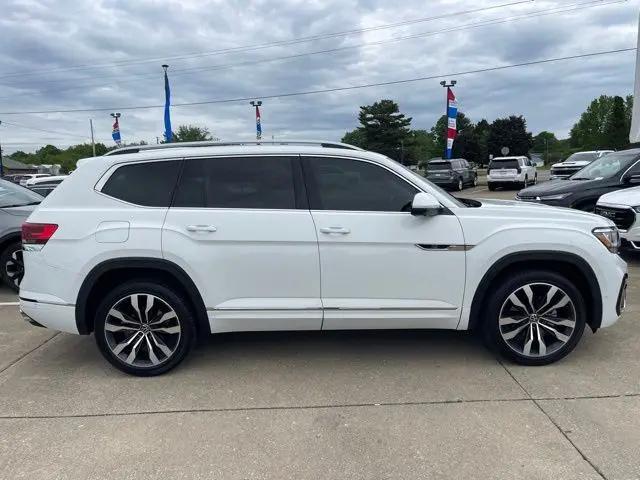 2022 Volkswagen Atlas 3.6L V6 SEL Premium R-Line