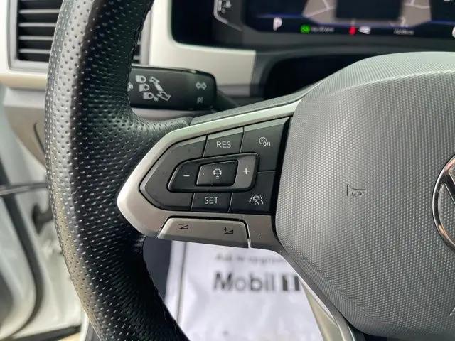 2022 Volkswagen Atlas 3.6L V6 SEL Premium R-Line