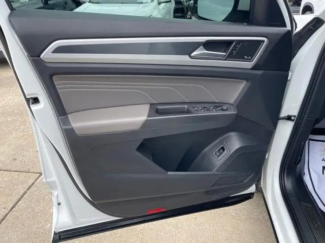 2022 Volkswagen Atlas 3.6L V6 SEL Premium R-Line