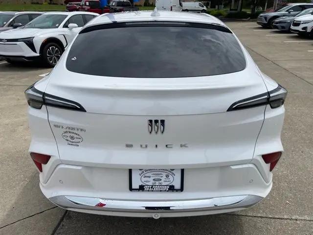 2025 Buick NV Avenir FWD