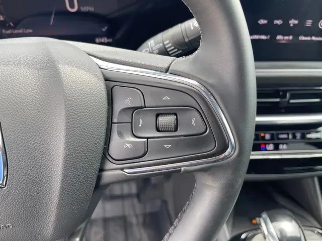 2025 Buick NV Avenir FWD