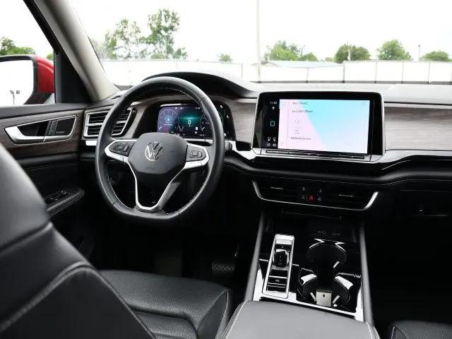 2024 Volkswagen Atlas 2.0T SEL