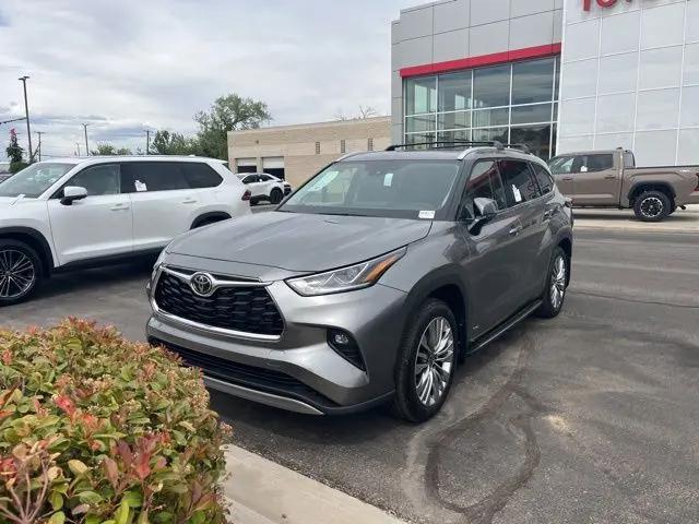 2026 Toyota Highlander Hybrid Platinum for sale in Farmington, NM