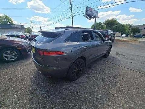 2019 Jaguar F-PACE 30t R-Sport