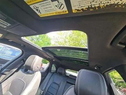 2019 Jaguar F-PACE 30t R-Sport