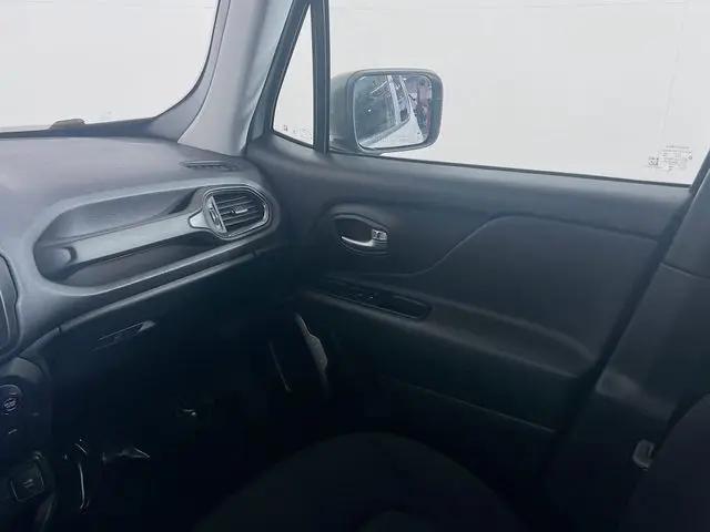 2023 Jeep Renegade Latitude 4x4
