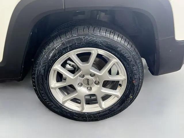 2023 Jeep Renegade Latitude 4x4