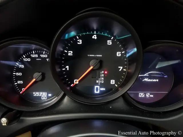 2018 Porsche Macan Sport Edition