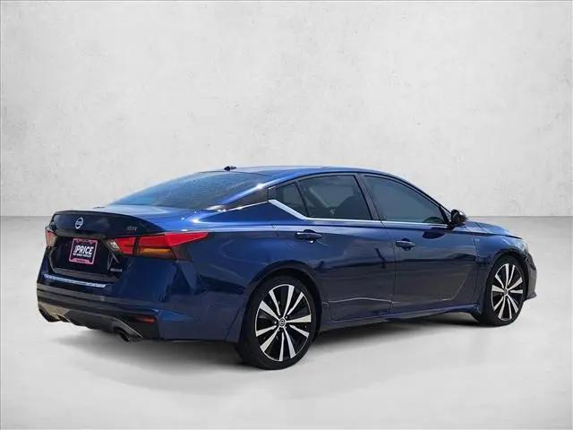 2022 Nissan Altima SR VC-Turbo FWD