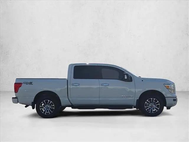 2021 Nissan Titan Crew Cab SV 4x4