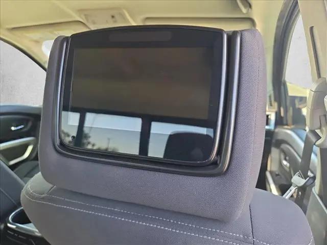 2021 Nissan Titan Crew Cab SV 4x4