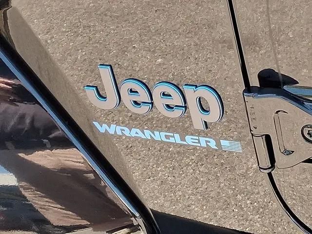 2025 Jeep Wrangler 4xe Sahara 4xe