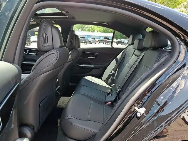 2023 Mercedes-Benz C-CLASS C 300 Sedan
