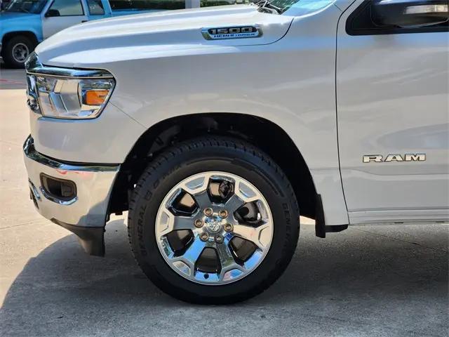 2022 Ram 1500 Lone Star Crew Cab 4x4 5'7" Box
