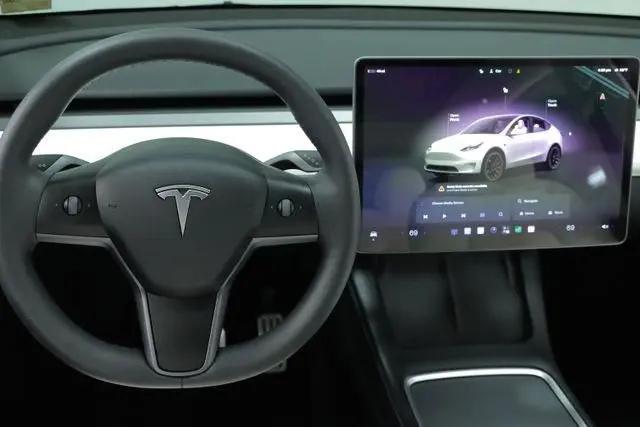2024 Tesla Model Y Performance Dual Motor All-Wheel Drive