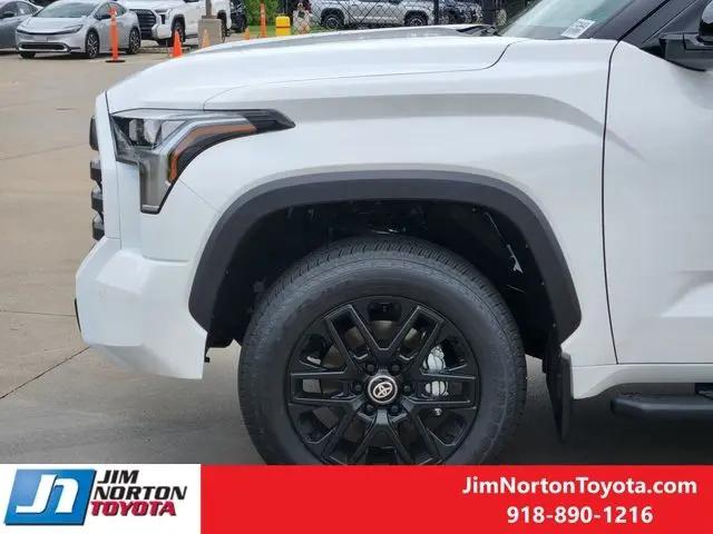2026 Toyota Tundra Limited CrewMax 5.5' Bed