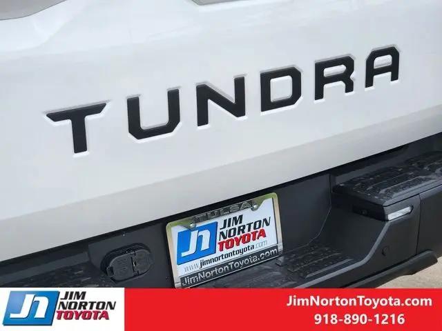 2026 Toyota Tundra Limited CrewMax 5.5' Bed