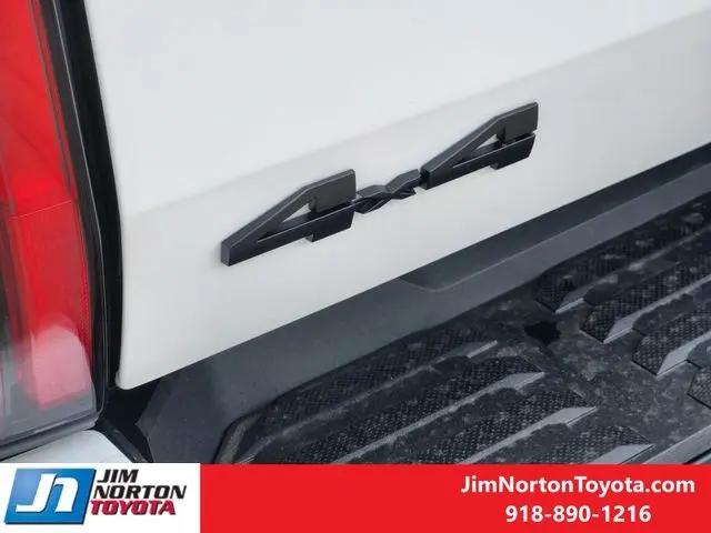 2026 Toyota Tundra Limited CrewMax 5.5' Bed