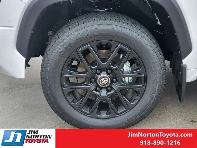 2026 Toyota Tundra Limited CrewMax 5.5' Bed