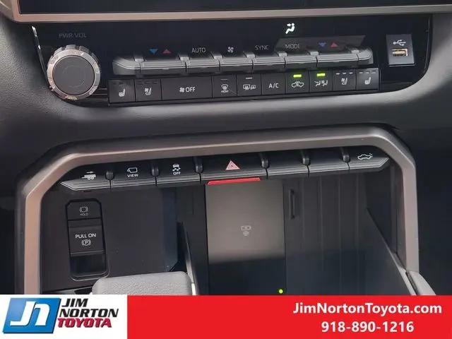 2026 Toyota Tundra Platinum CrewMax 5.5' Bed