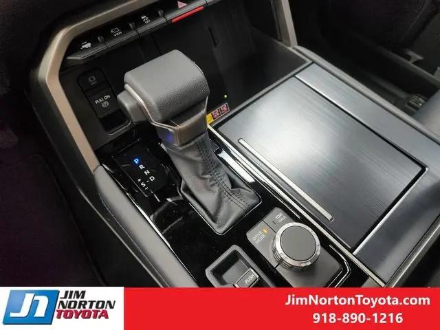 2026 Toyota Tundra Platinum CrewMax 5.5' Bed