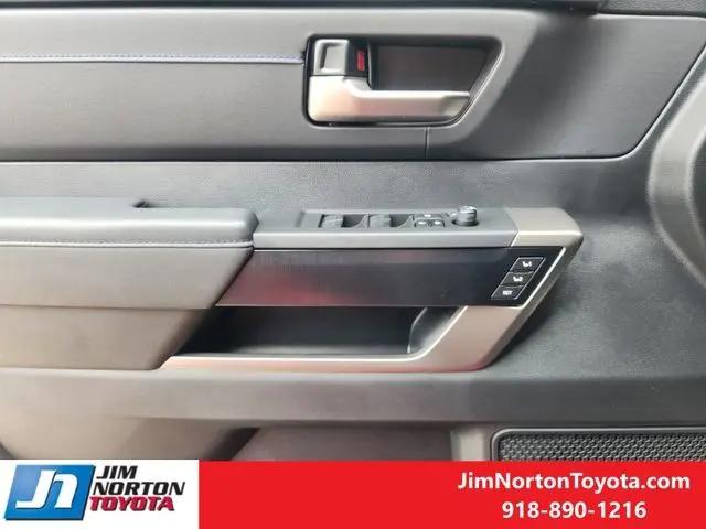 2026 Toyota Tundra Platinum CrewMax 5.5' Bed