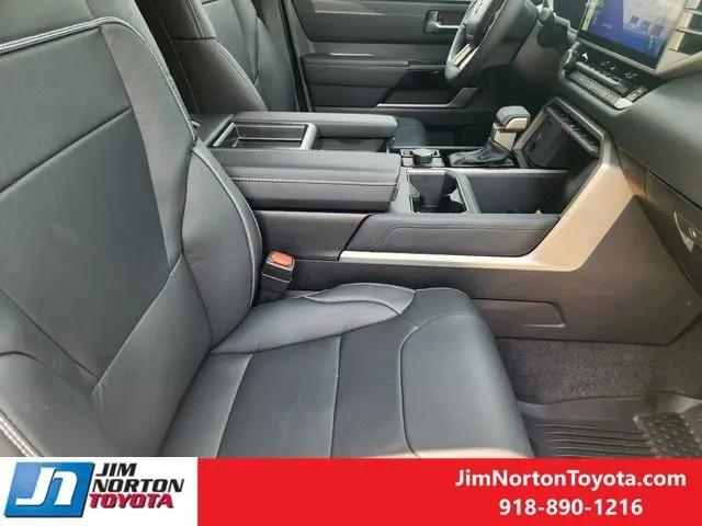 2026 Toyota Tundra Limited CrewMax 5.5' Bed