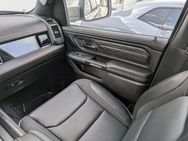2025 Ram 1500 Limited Crew Cab 4x4 5'7" Box