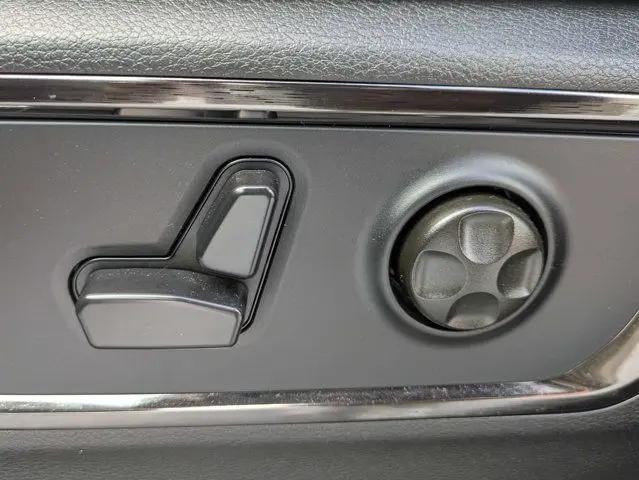 2025 Ram 1500 Limited Crew Cab 4x4 5'7" Box