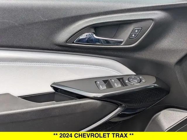 2024 Chevrolet Trax FWD LT