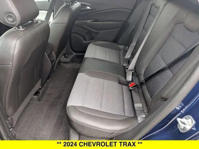 2024 Chevrolet Trax FWD LT