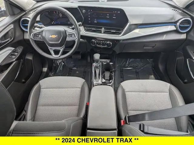 2024 Chevrolet Trax FWD LT