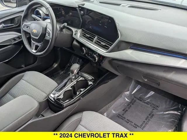2024 Chevrolet Trax FWD LT