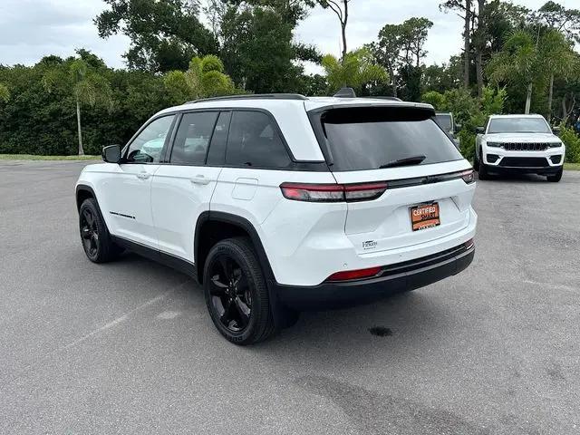 2023 Jeep Grand Cherokee Altitude 4x2