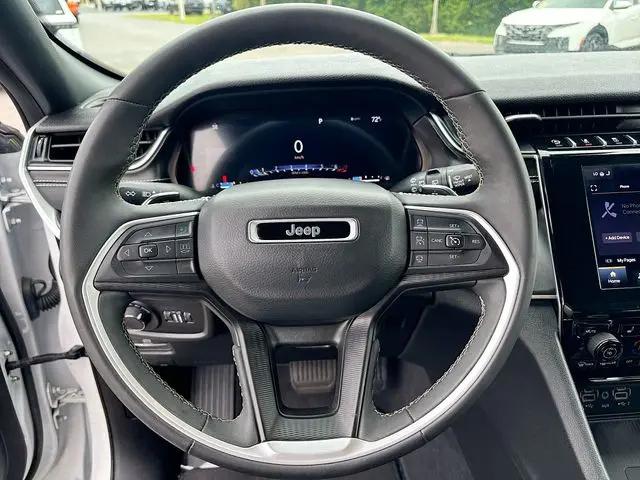 2023 Jeep Grand Cherokee Altitude 4x2
