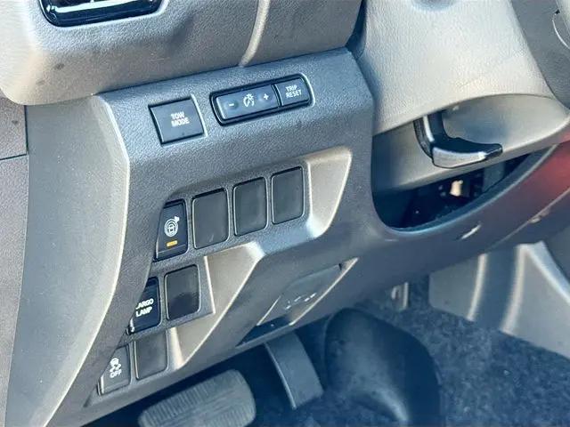 2025 Nissan Frontier Crew Cab PRO-X 4x2