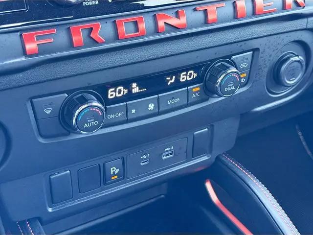 2025 Nissan Frontier Crew Cab PRO-X 4x2